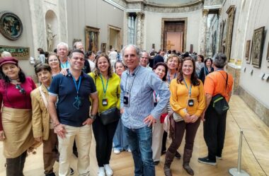 Museu do Louvre guiado em português